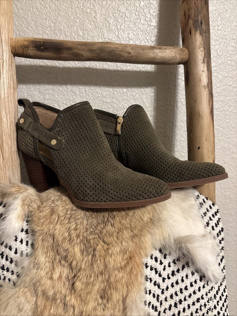 Franco Sarto womens suede Dark Olive Green booties size 7.5 M 3" heel - Picture 1 of 7